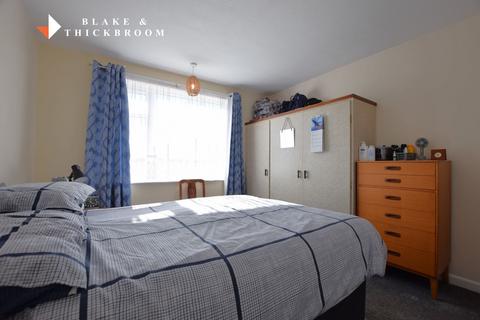 10, Arnold Court Arnold Road, Clacton-on-sea, CO15 1DD