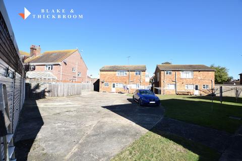 10, Arnold Court Arnold Road, Clacton-on-sea, CO15 1DD
