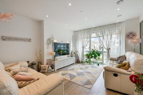 2 bedroom apartment for sale, Perseus Court, London, E14