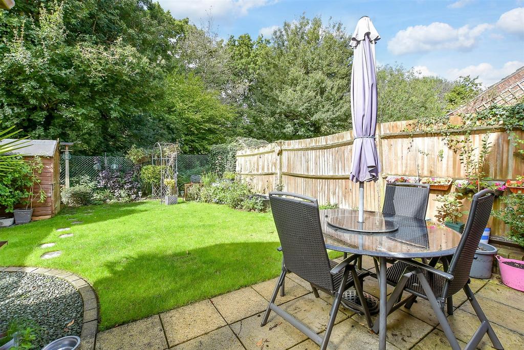 Dover Close, Southwater, Horsham... 3 bed link detached house for sale