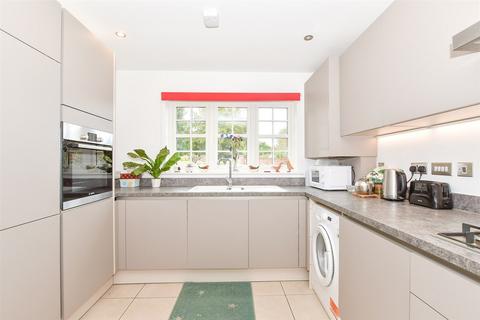 4 bedroom link detached house for sale, Tolhurst Way, Lenham, Maidstone, Kent