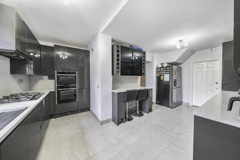 4 bedroom detached house for sale, Heathhurst Road, South Croydon CR2