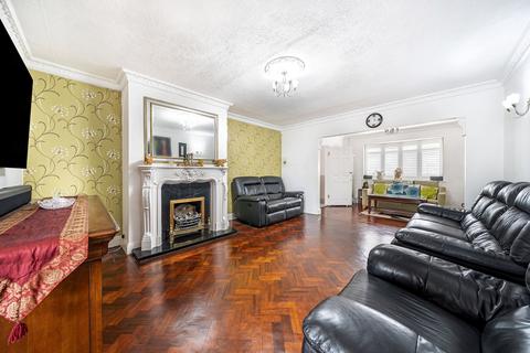 4 bedroom detached house for sale, Heathhurst Road, South Croydon CR2