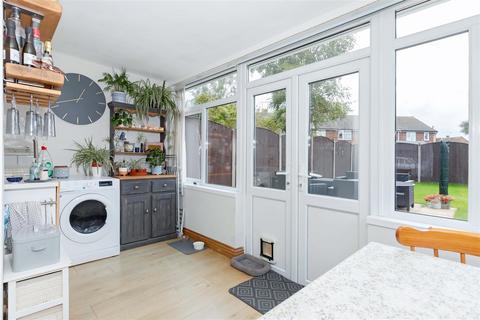 4 bedroom end of terrace house for sale, Southdownview Road, Worthing