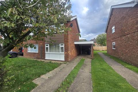 4 bedroom detached house to rent, Bursdon Close, Leicester LE3