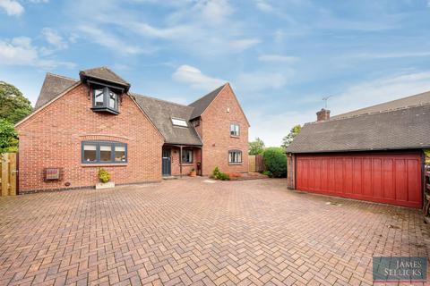 4 bedroom detached house for sale, Grandfields, The Poplars, Billesdon