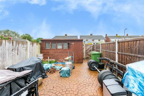 21 Cormorant Walk, Hornchurch, RM12 5HE