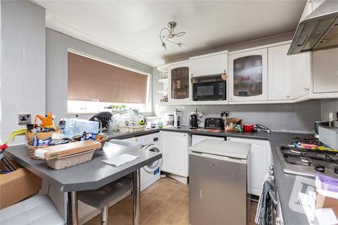 21 Cormorant Walk, Hornchurch, RM12 5HE
