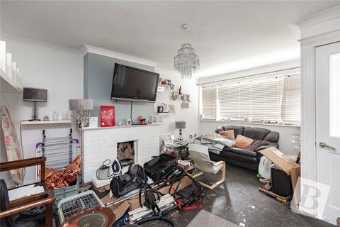 21 Cormorant Walk, Hornchurch, RM12 5HE