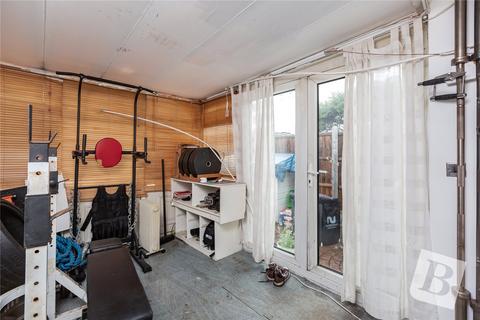 21 Cormorant Walk, Hornchurch, RM12 5HE