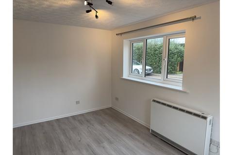 1 bedroom end of terrace house to rent, The Oaks, Cambridge CB24