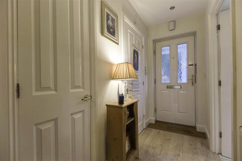 37 Ward Close, Fradley, Lichfield, WS13 8TS