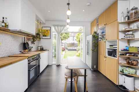 46 Allen Road, Beckenham, BR3 4NP