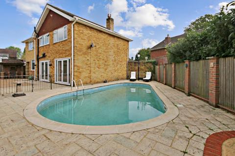 6 Clayford, Dormansland, Lingfield, RH7 6PR
