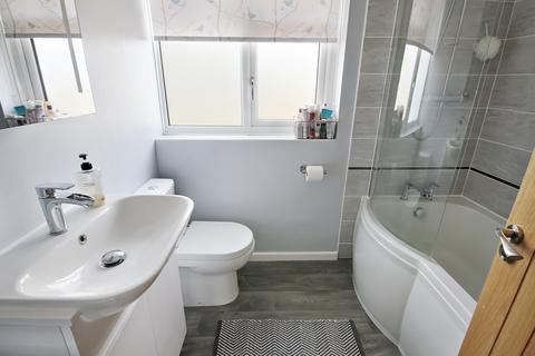 6 Clayford, Dormansland, Lingfield, RH7 6PR