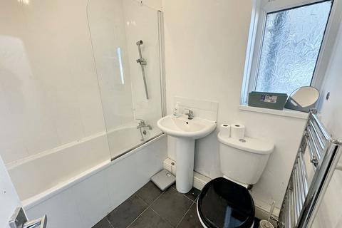 32 Ashdown Avenue, Durham, DH1 1DD