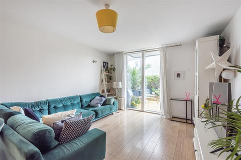 1 bedroom apartment for sale, Chadwell Lane, Hornsey N8