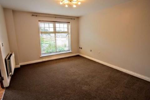 2 bedroom flat to rent, Durham House, Darlington DL3