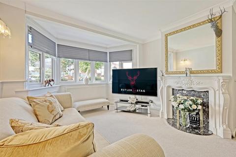 4 bedroom semi-detached house for sale, Lorne Gardens, London E11