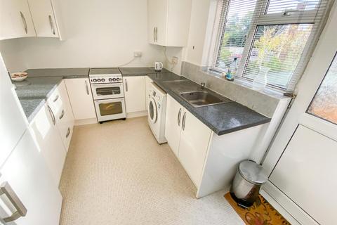 2 bedroom flat for sale, North Road, Poole BH14