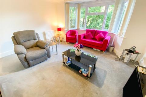 2 bedroom flat for sale, North Road, Poole BH14