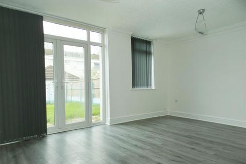 11 Boydell Close, Liverpool, L28 6YA