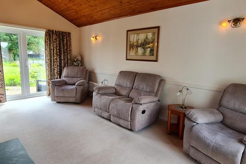 3 bedroom detached bungalow for sale, Finningham Road, Old Newton IP14