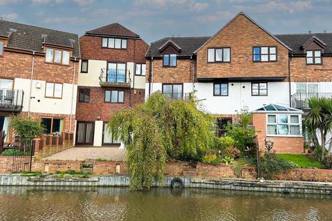 Wharfe Court, Silsden