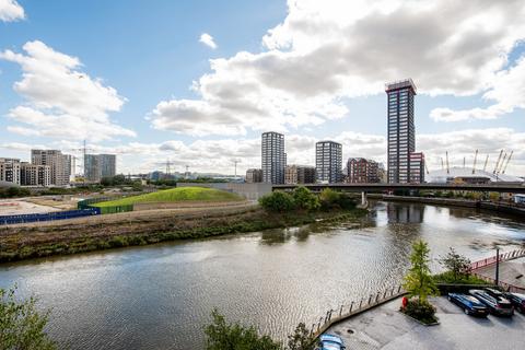 2 bedroom apartment for sale, Botanic Square, Globe House, E14