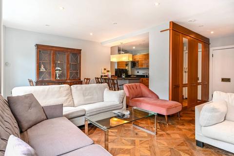 2 bedroom flat to rent, Hertford Street, Mayfair, London, W1J