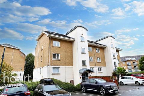 2 bedroom flat to rent, Chichester Wharf, Erith. DA8