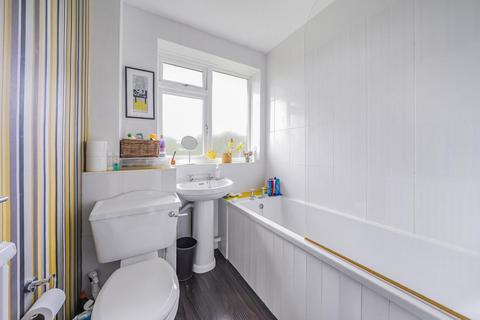 Flat 5, Milton House Abbey Park, Beckenham, BR3 1PW