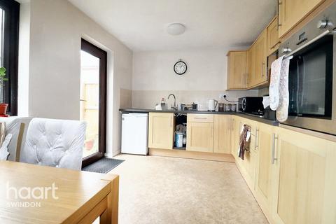 2 bedroom semi-detached house for sale, Risingham Mead, Swindon