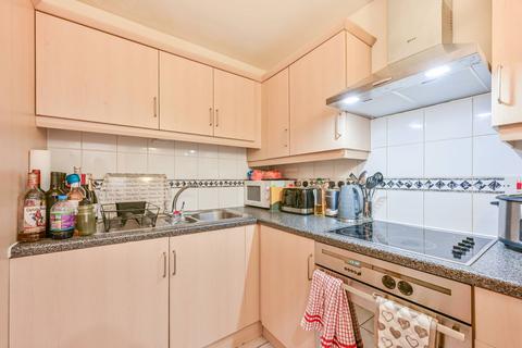 1 bedroom flat to rent, Prescot Street, Aldgate, London, E1