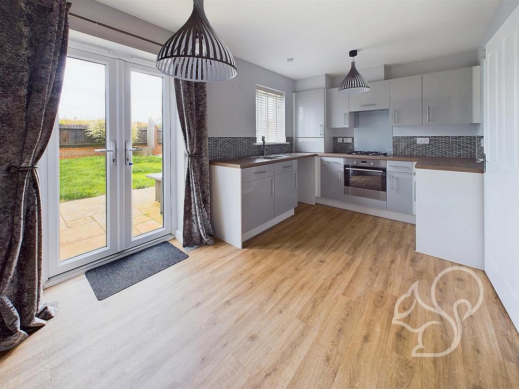 Grace Farrant Road, Great Cornard 3 bed semidetached house to rent £