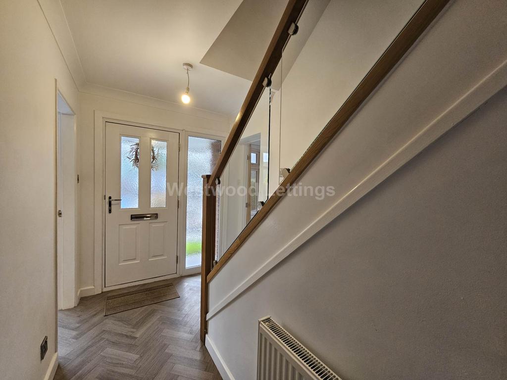 Ashenhurst Way, Leek 4 bed detached house to rent £1,600 pcm (£369 pw)