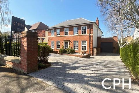 4 bedroom detached house for sale, Stepney Grove, Scarborough