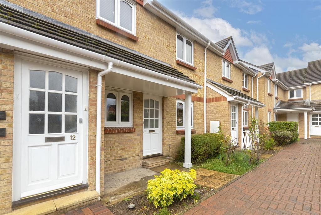 The Ridings, Paddock Wood 2 bed apartment for sale £210,000