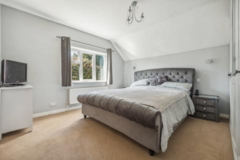 17 Thorney Lane South, Iver, SL0 9AD