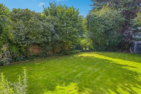 17 Thorney Lane South, Iver, SL0 9AD
