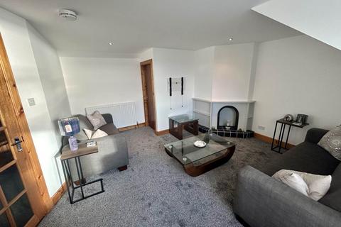 2 bedroom flat to rent, The Esplanade, Broughty Ferry,