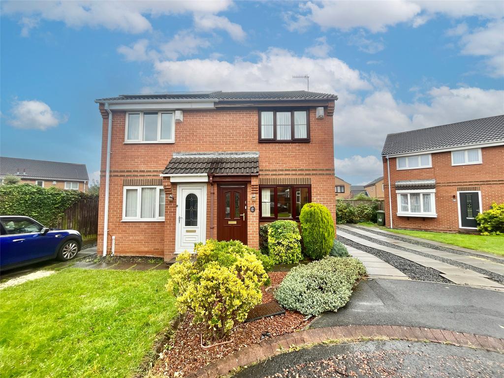 Parklands, Wardley, NE10 2 bed semidetached house for sale £160,000
