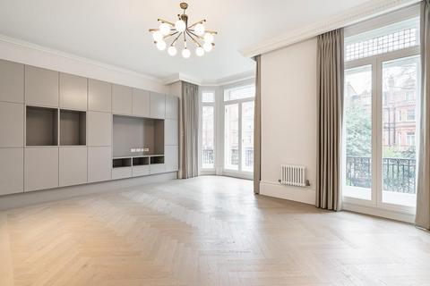 2 bedroom flat to rent, Sloane Gardens, Knightsbridge, London, SW1W