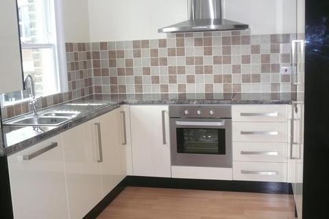 3 bedroom flat to rent, Ravenscourt Avenue Hammersmith W6