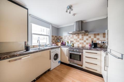 3 bedroom flat to rent, Ravenscourt Avenue Hammersmith W6