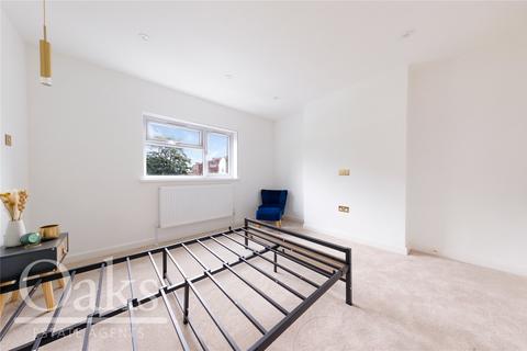 16 Dickensons Lane, London, SE25 5HJ