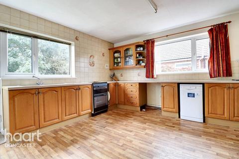 10 Ash Tree Drive, Haxey, Doncaster, DN9 2JT