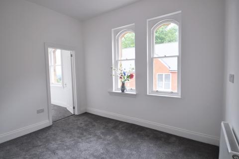 2 bedroom apartment to rent, Magnolia House, 7 Bellmere Gardens, Malvern, Worcestershire, WR14 3HQ