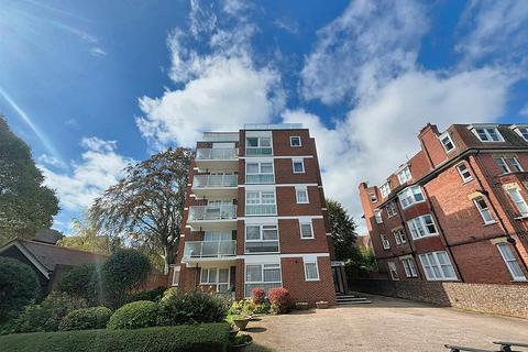 2 bedroom flat for sale, Granville Road, Eastbourne