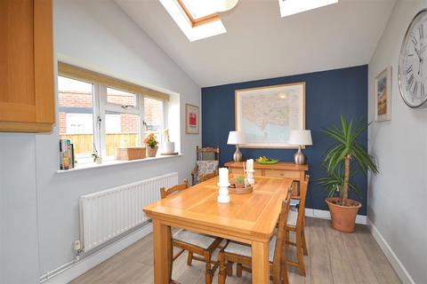 4 bedroom semi-detached house for sale, Prince Of Wales Road, Dorchester